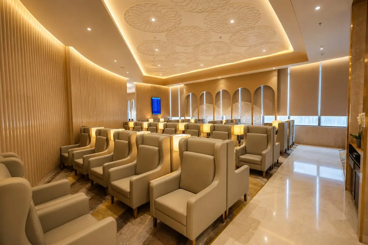 Adani Lounge — photo 3 of 4