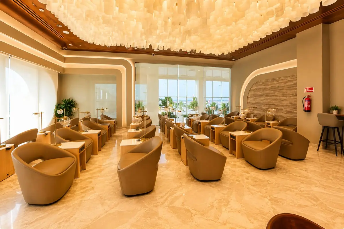 Adani Silver Lounge — photo 4 of 5