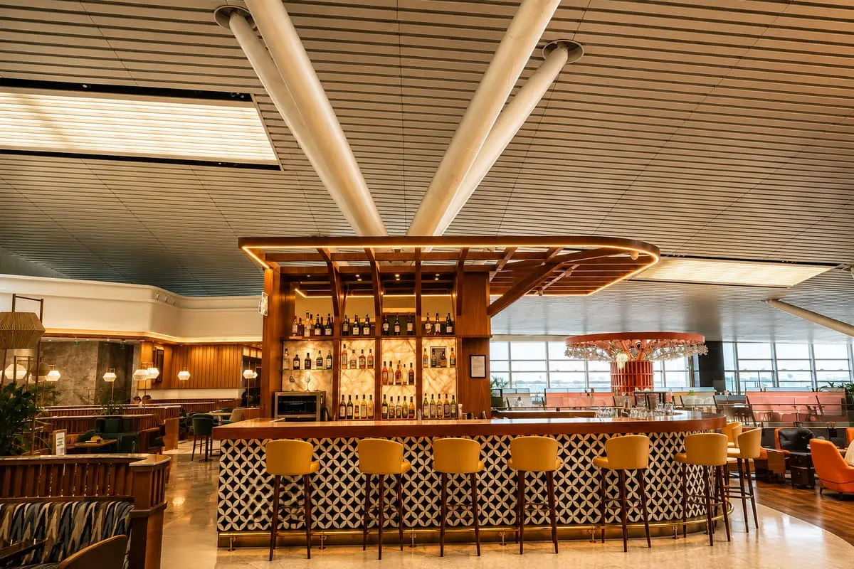 080 Domestic Lounge West PH1 — photo 2 of 6