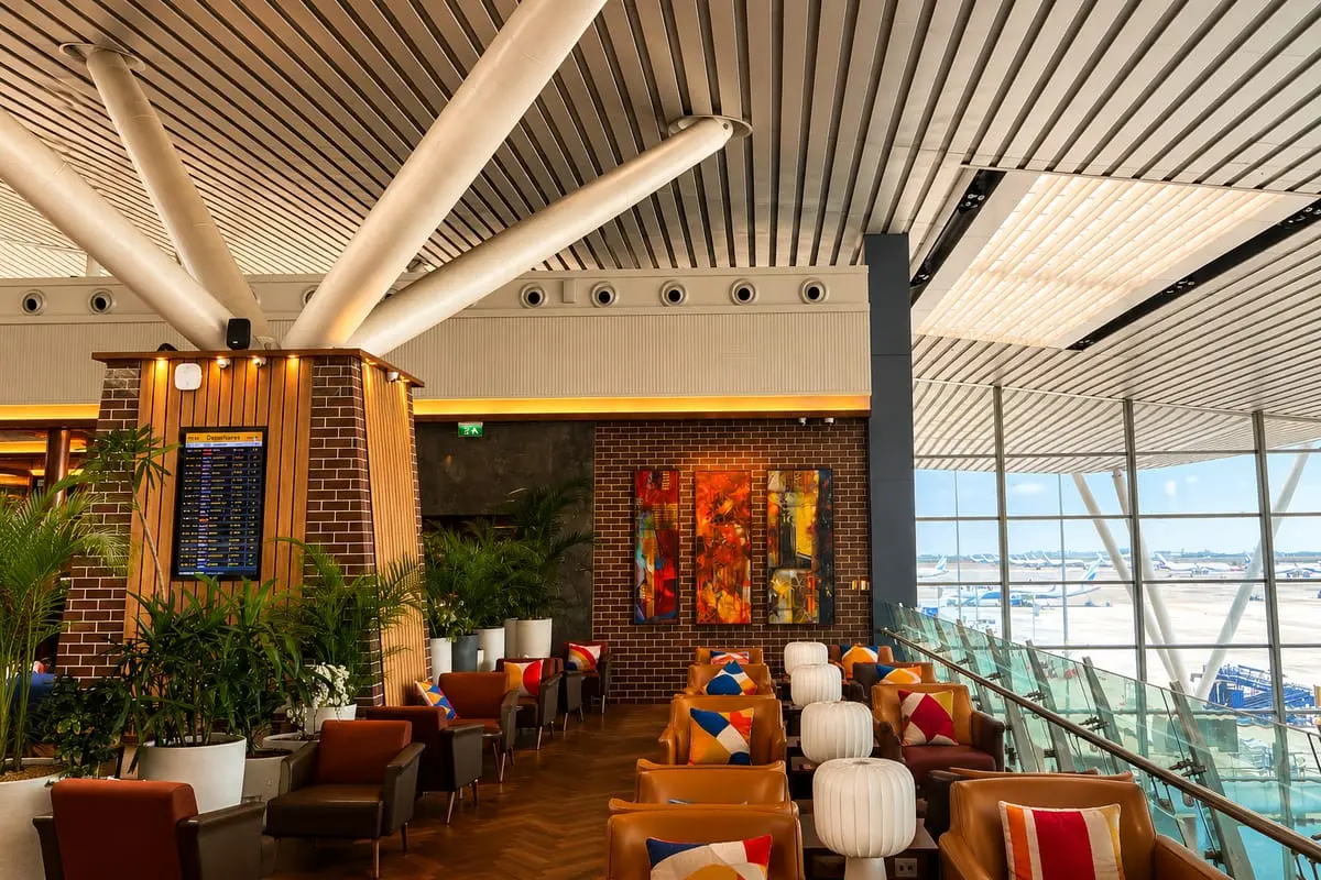 080 Domestic Lounge West PH1 — photo 4 of 6