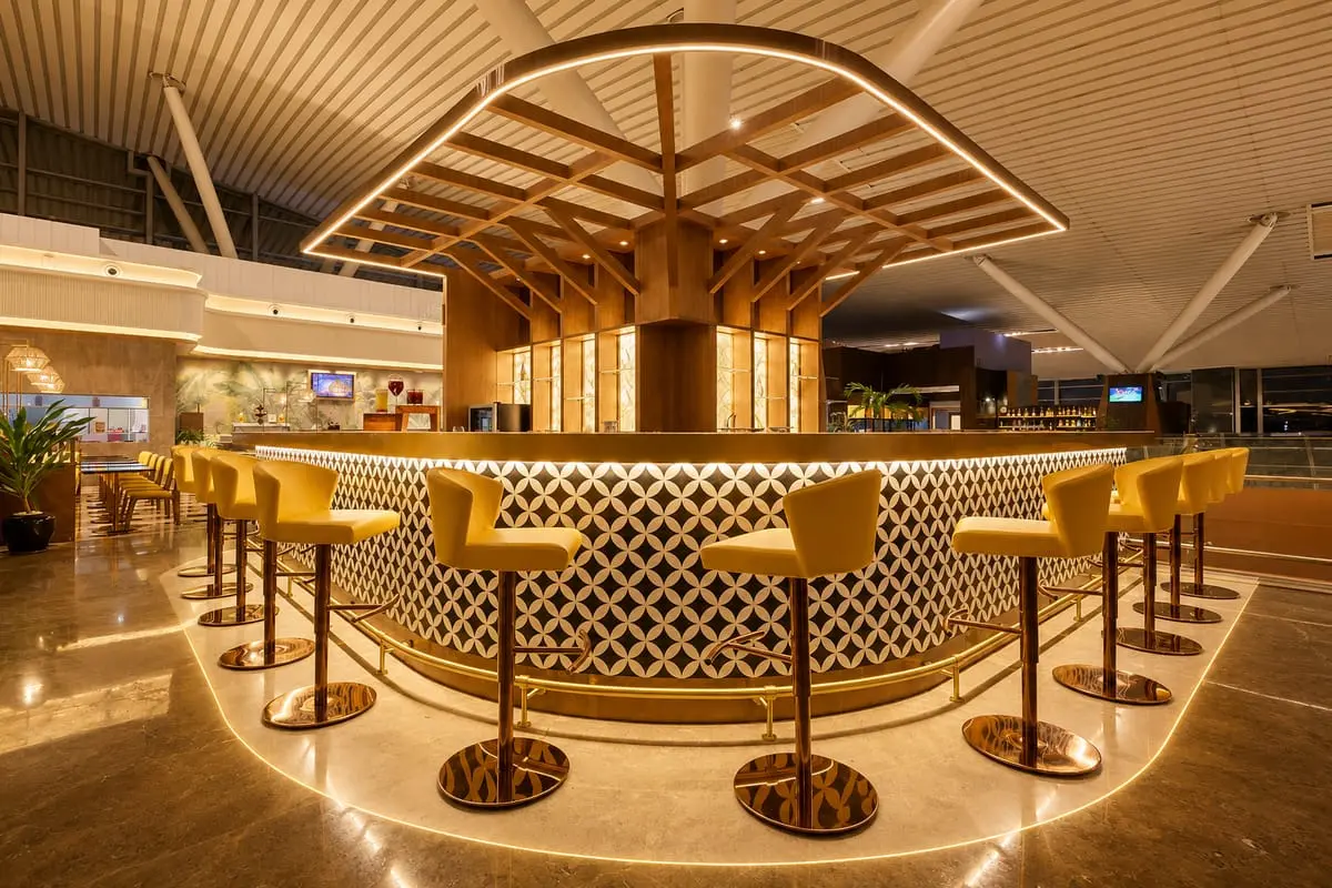 080 Domestic Lounge West PH2 — photo 5 of 5