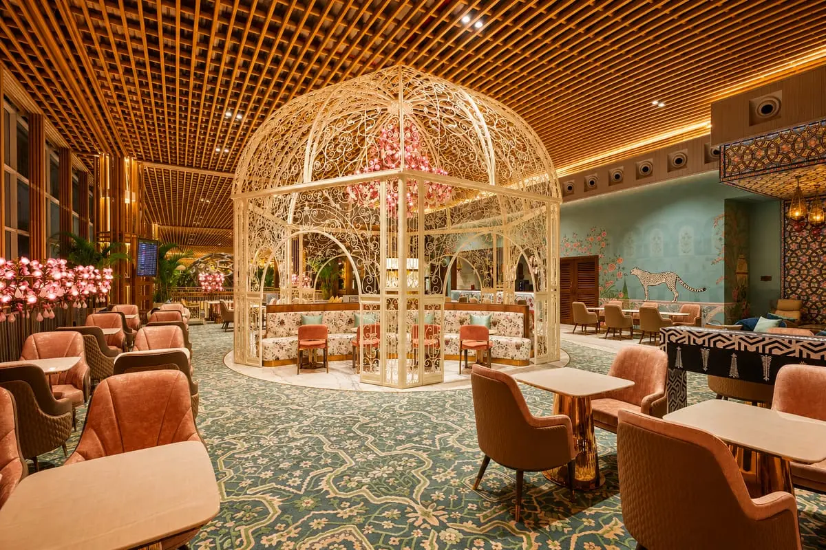 080 VIP International Lounge (Shalimar Lounge) — photo 2 of 7