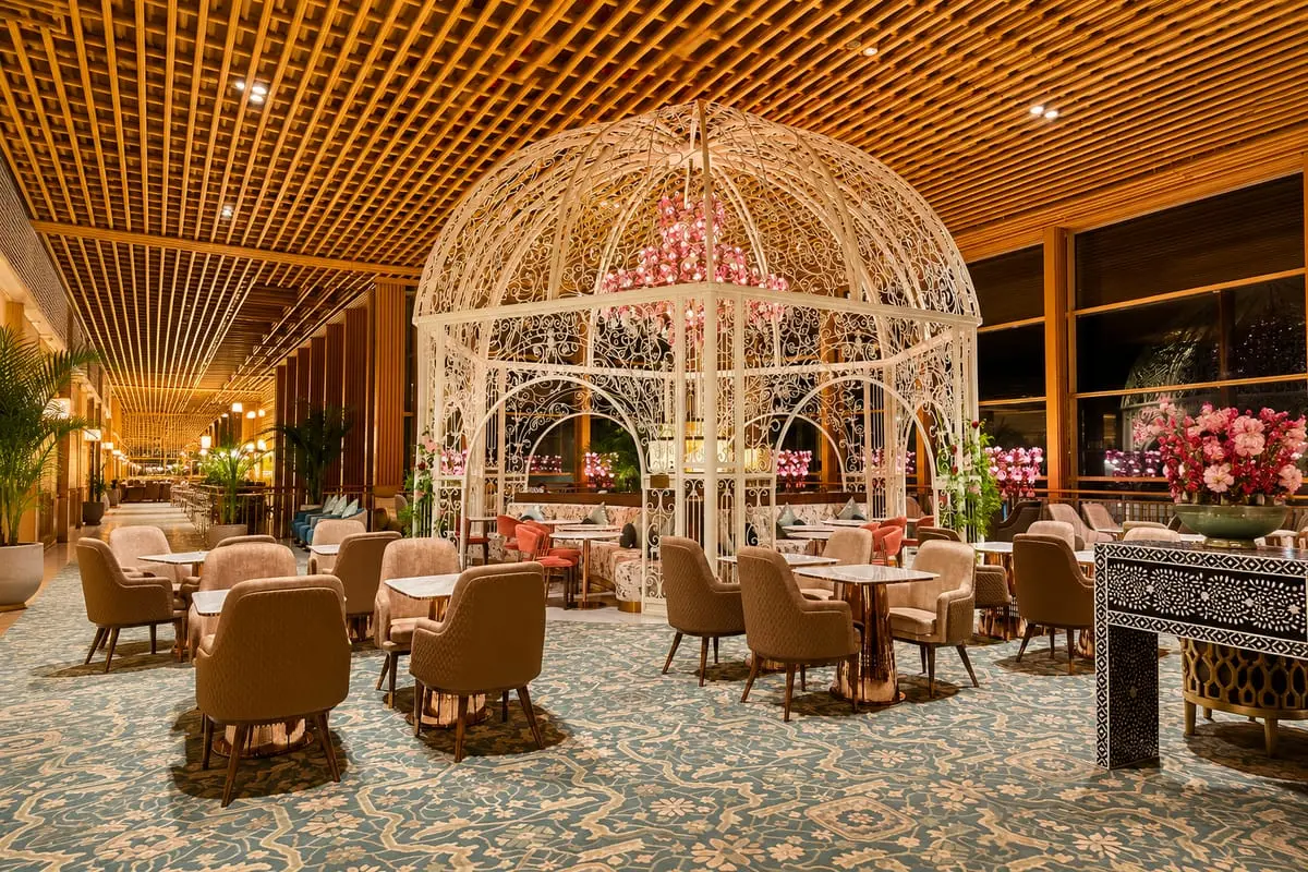 080 VIP International Lounge (Shalimar Lounge) — photo 7 of 7