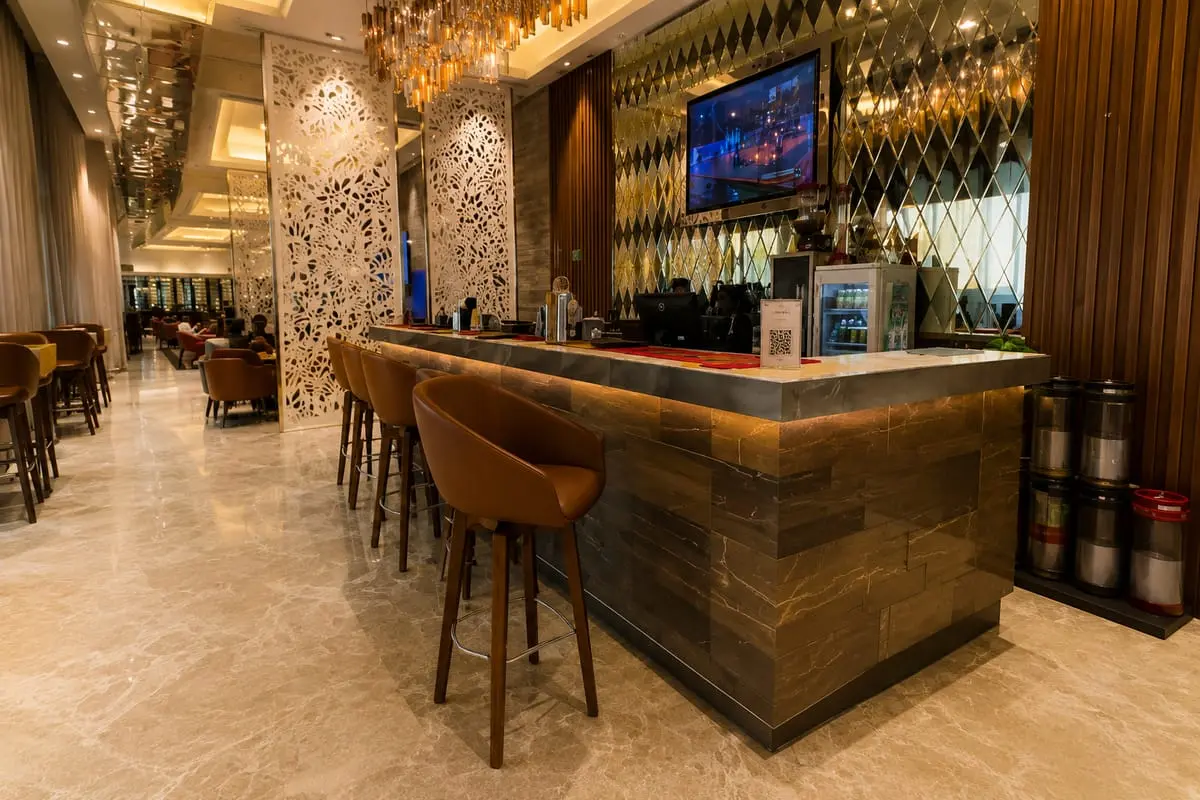 Adani Lounge — photo 4 of 6