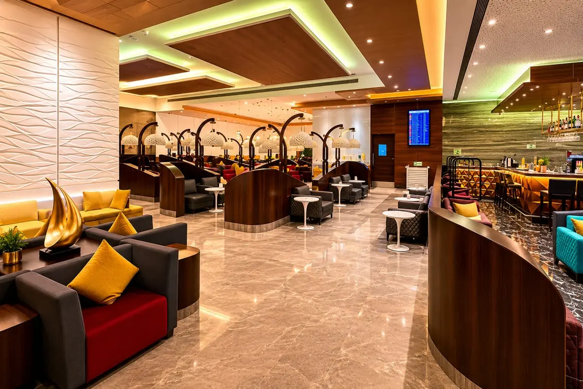 Travel Club Lounge — photo 3 of 4