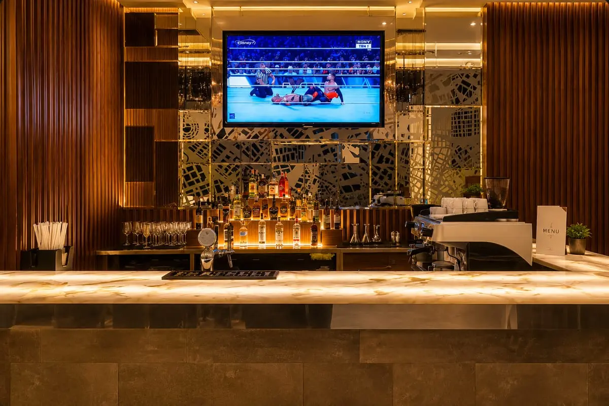 Adani Lounge East — photo 4 of 9