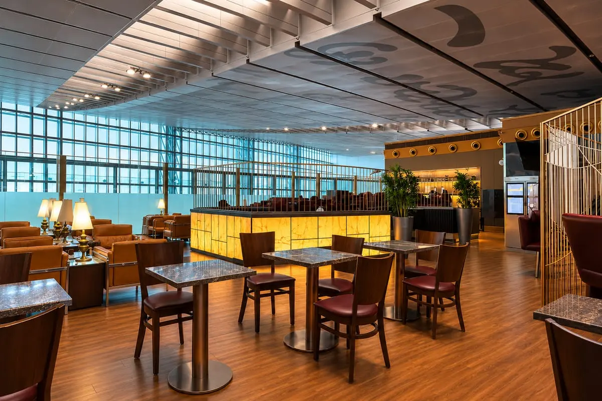 Travel Club Lounge — photo 2 of 4