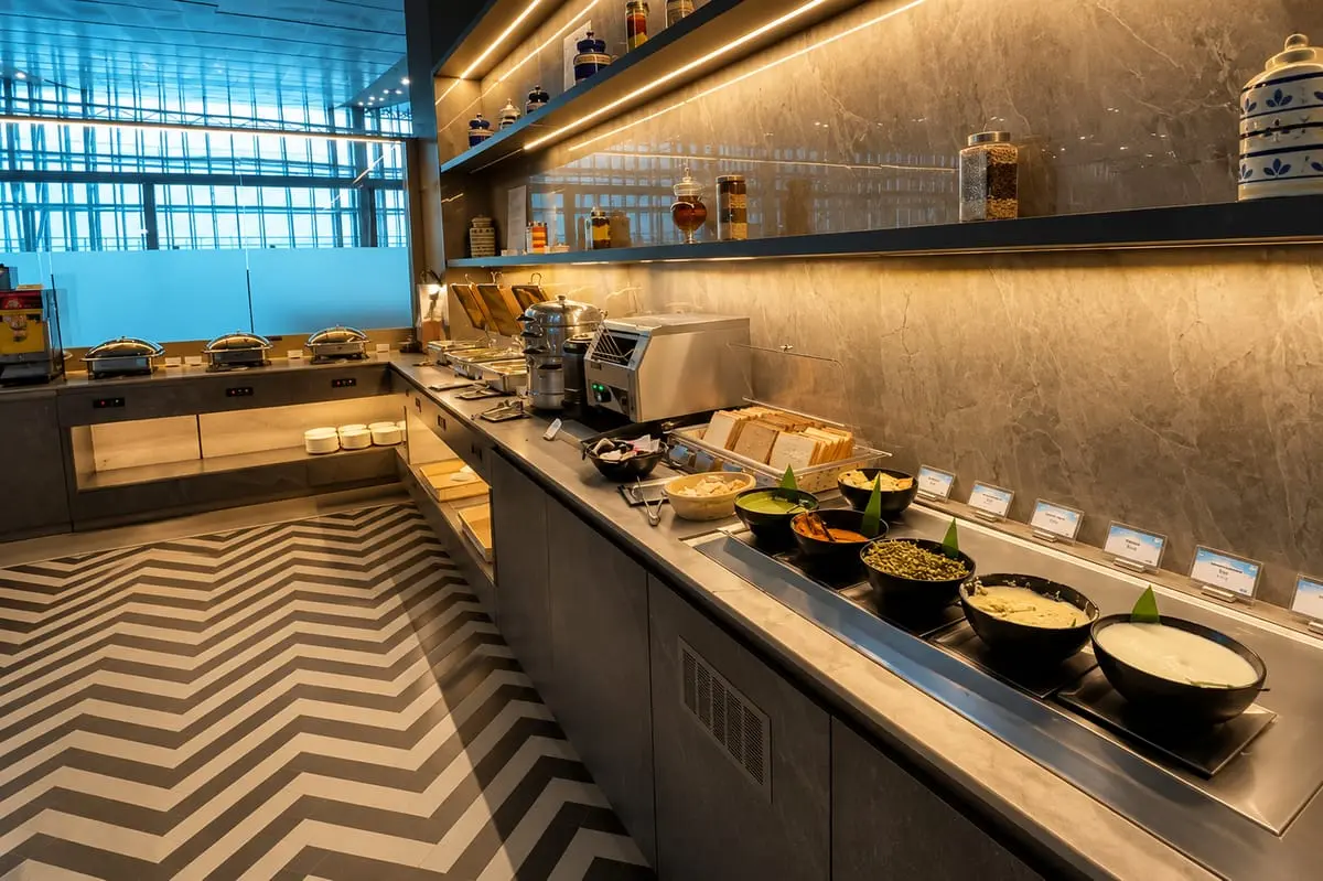 Travel Club Lounge — photo 3 of 4