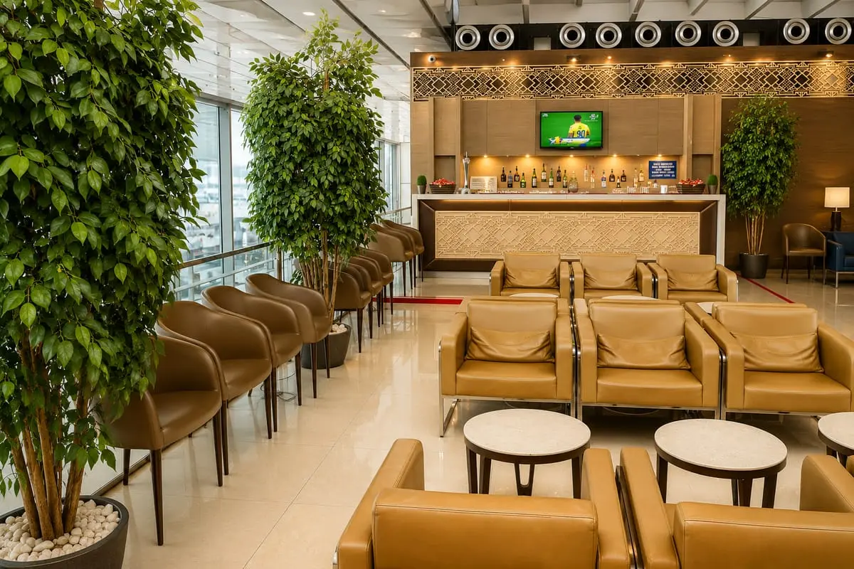 Travel Club Lounge — photo 2 of 3