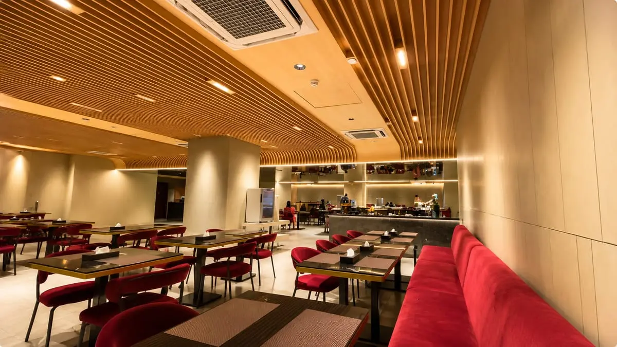 Earth Business Class Lounge — photo 3 of 6