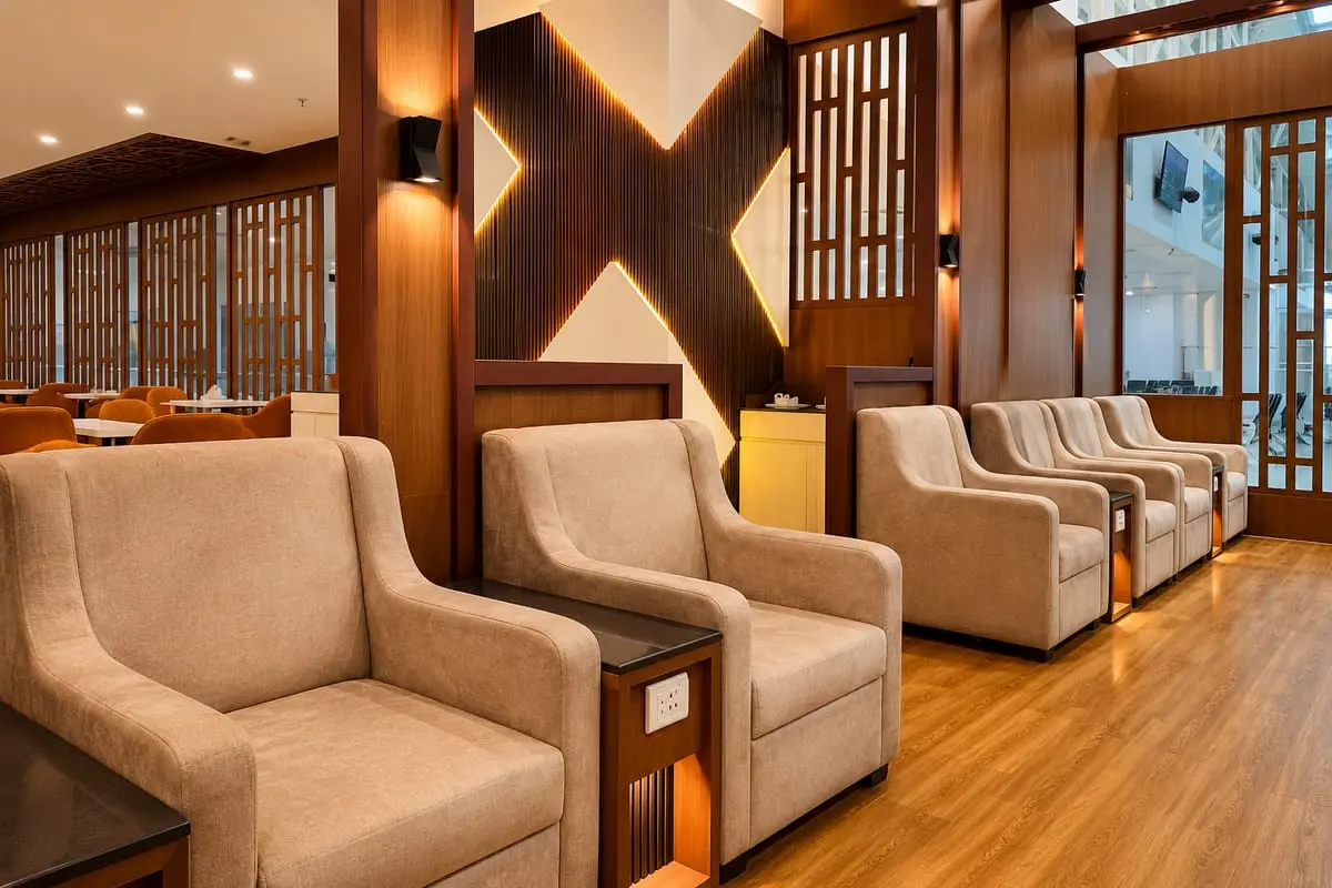 The Airr Lounge — photo 4 of 4