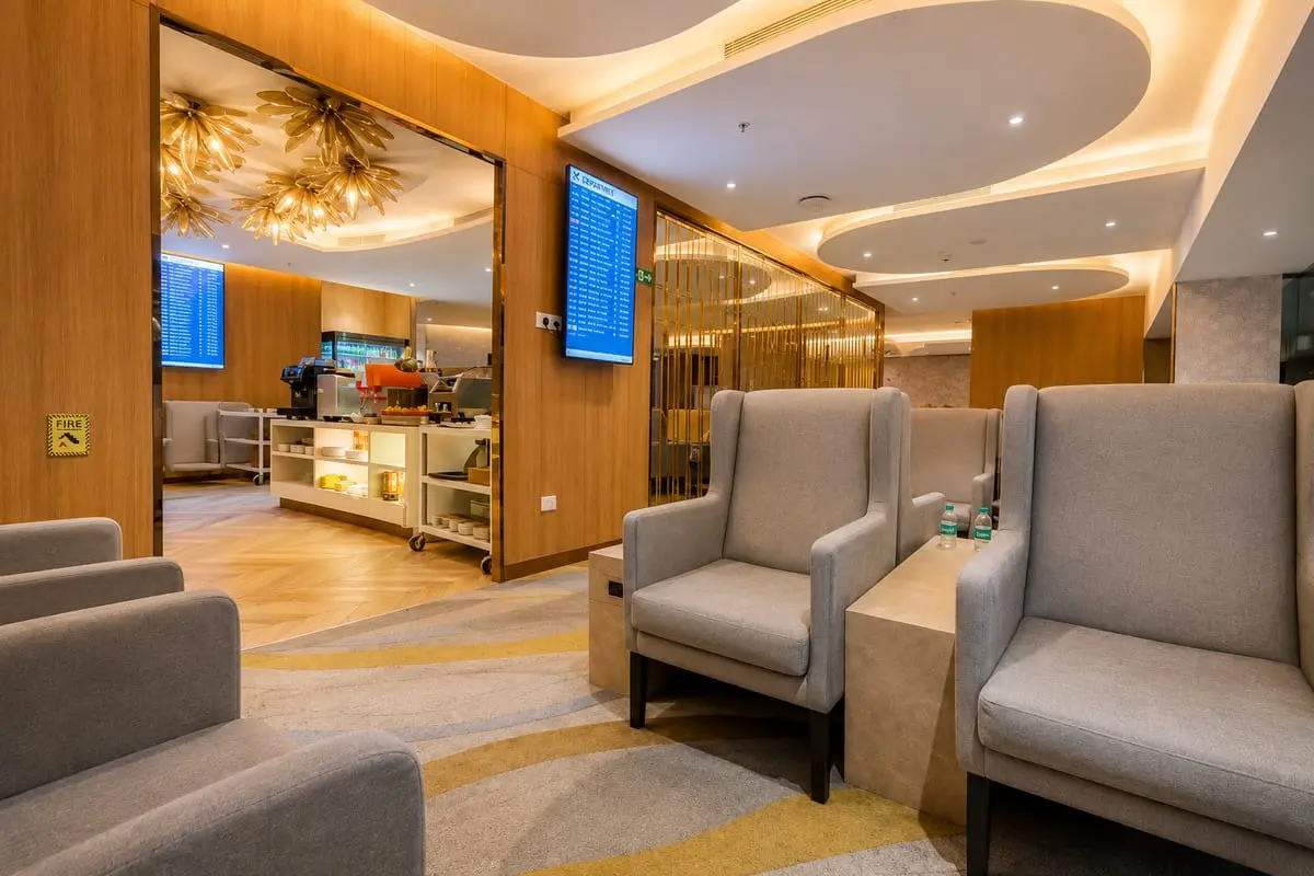 Adani Lounge — photo 2 of 5