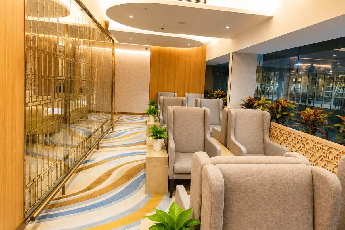 Adani Lounge — photo 4 of 5