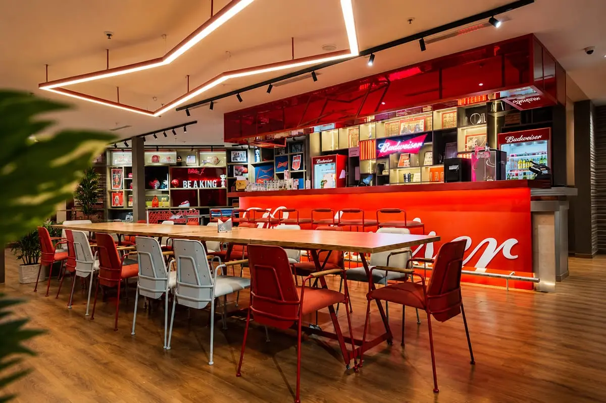 Budweiser Lounge — photo 2 of 7