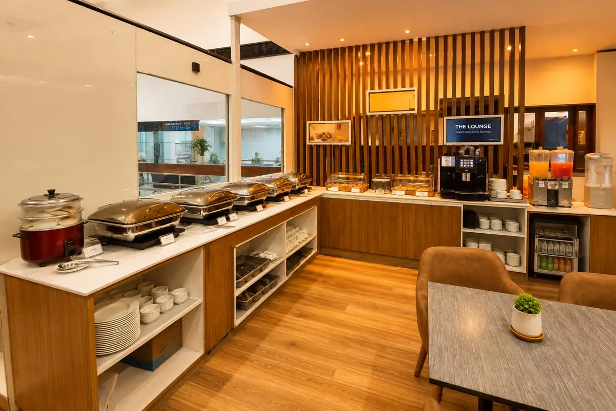 Adani Lounge (The Lounge) — photo 2 of 5