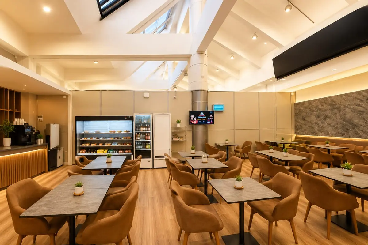 Adani Lounge (The Lounge) — photo 3 of 5