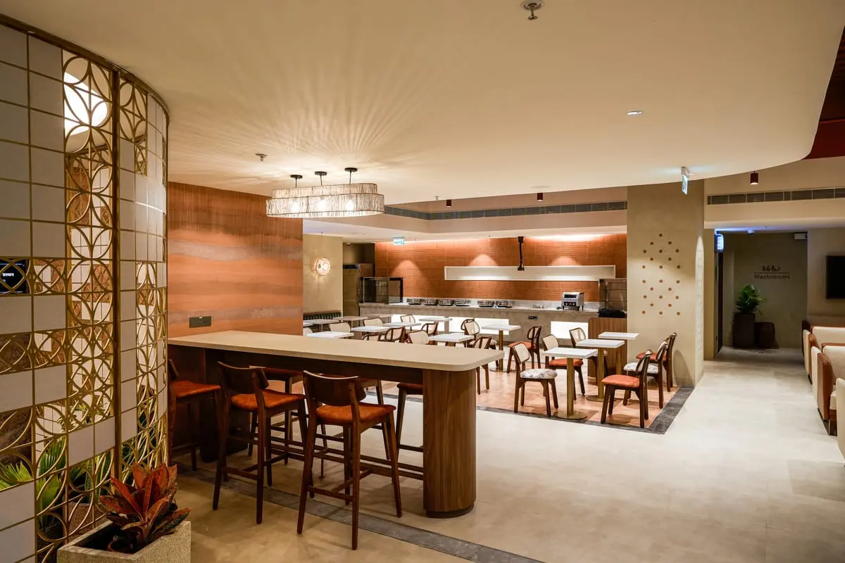 O’Vetra Lounge — photo 4 of 6
