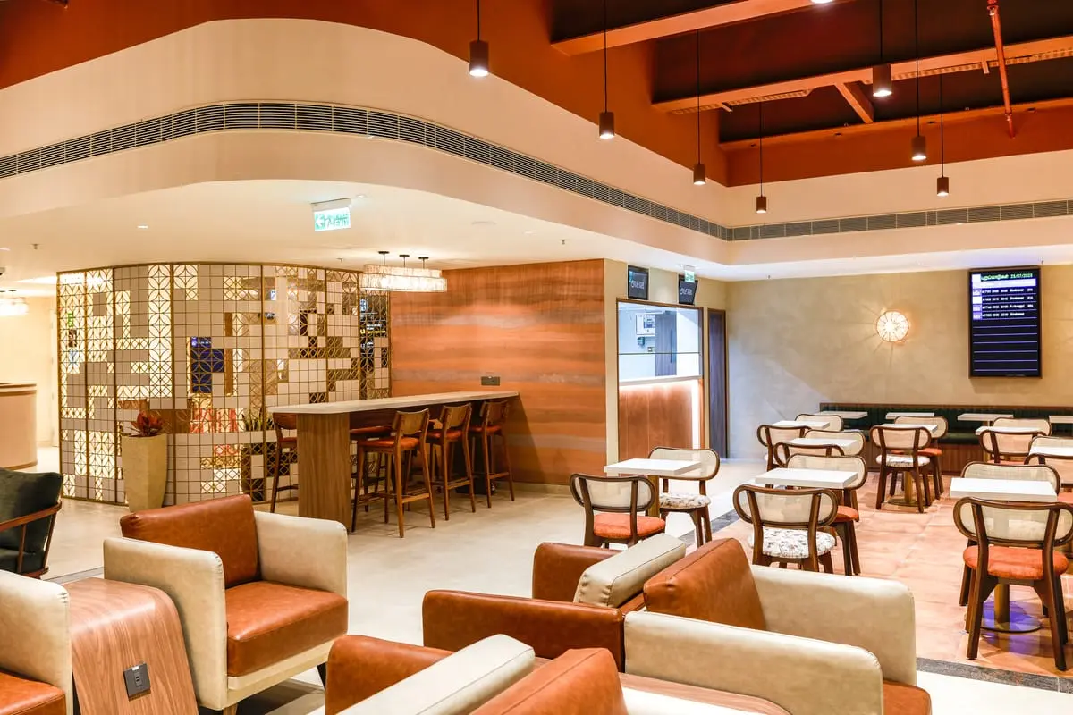 O’Vetra Lounge — photo 5 of 6