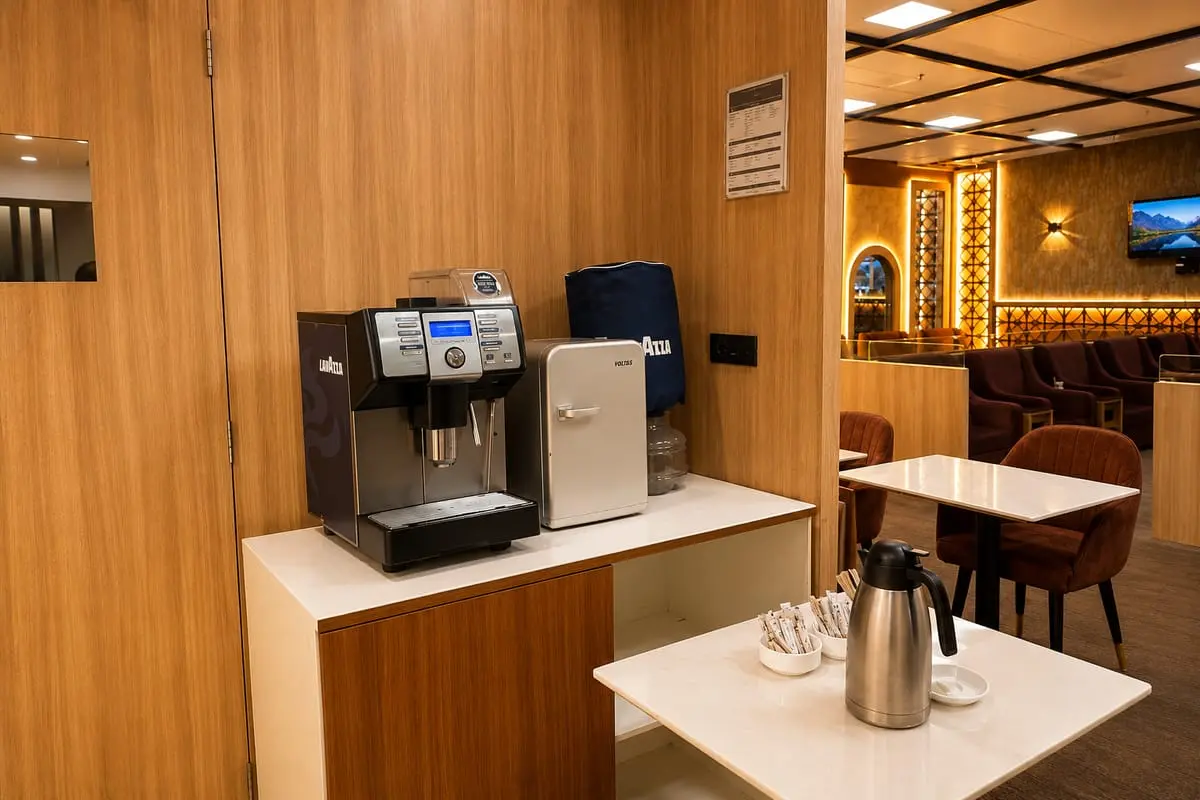 The Airr Lounge & Bar — photo 4 of 5
